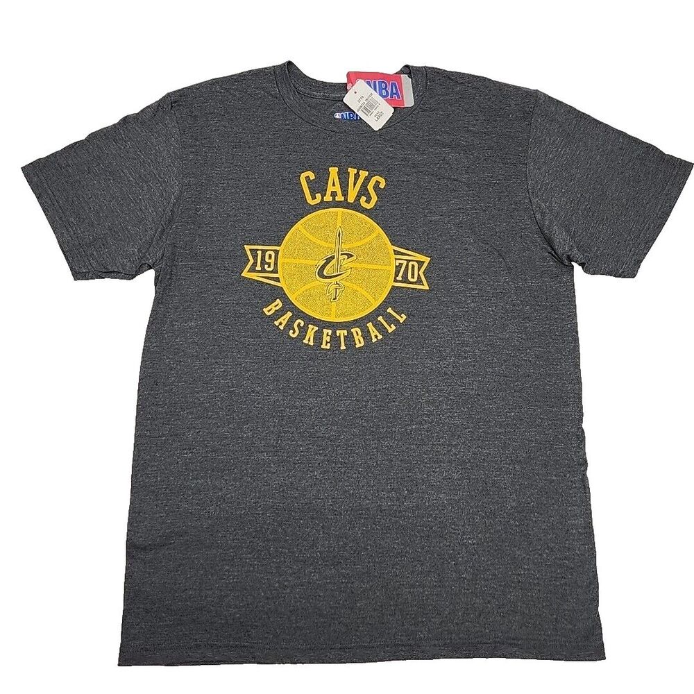 Cleveland Cavaliers T-Shirt Men Sz Large Gray Short Slv NBA Basketball CAVS NEW
